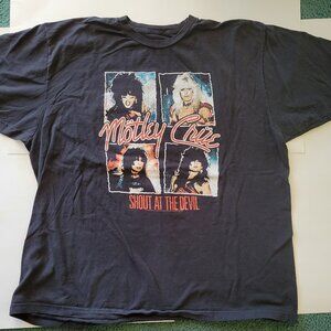 Motley Crue Mens Shout At The Devil Classic Graphic Black Shirt 2xL